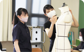 連携する専門学校写真
